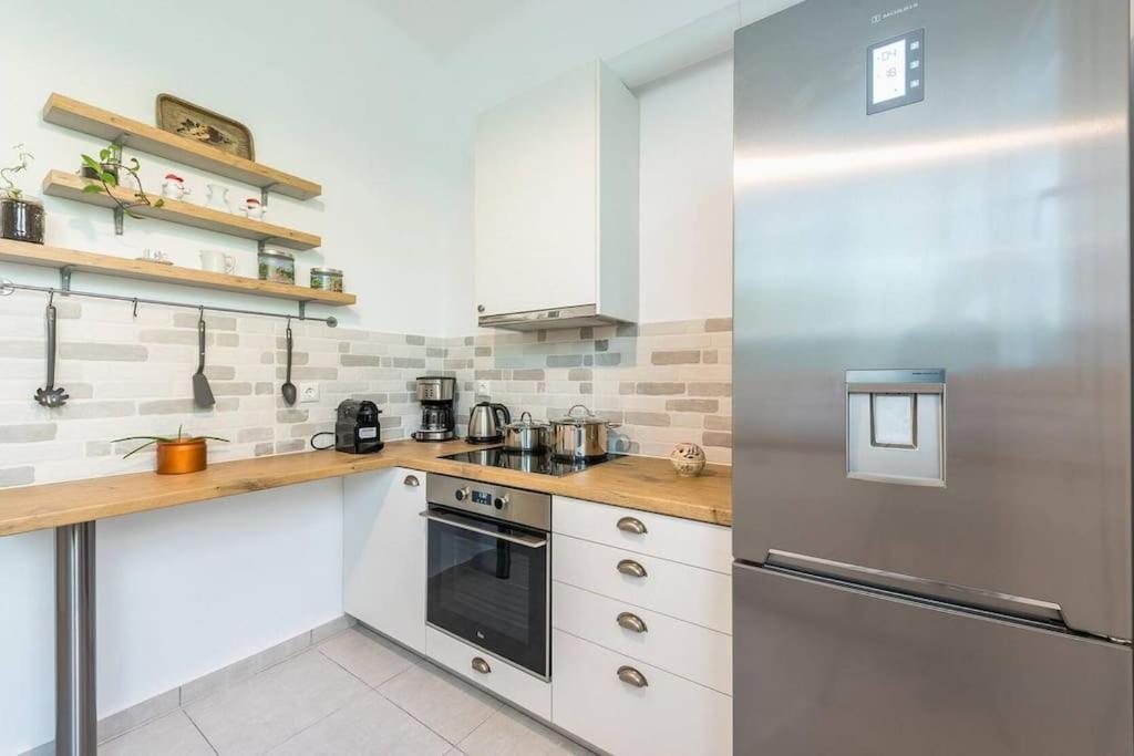 Casa Pamisou Near Attiki Metro Station Lejlighed Athen Eksteriør billede